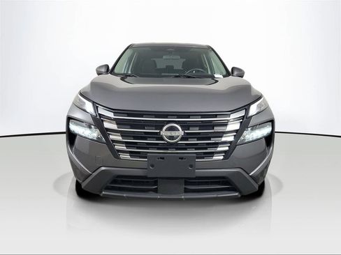 Used 2024 Nissan Rogue SV AWD/4WD image 2