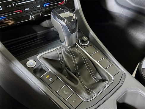 New 2026 Volkswagen Jetta SE image 10