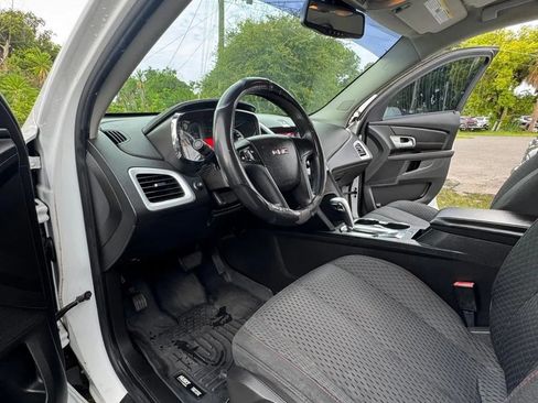 Used 2011 GMC Terrain SLE FWD image 6