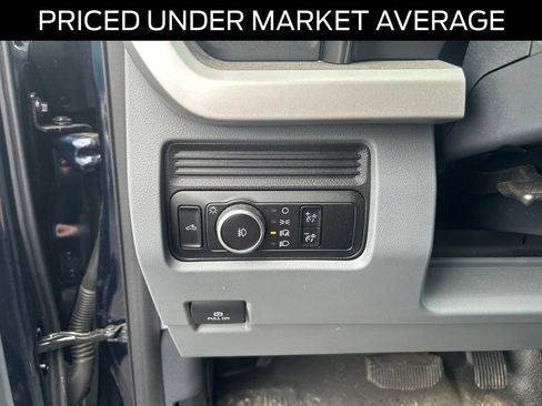 Certified 2025 Ford F250 XL AWD/4WD image 15