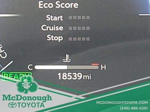 Certified 2025 Toyota Sienna Platinum image 26