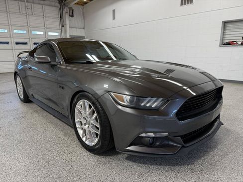 Used 2017 Ford Mustang GT Premium w/ Equipment Group 401A RWD image 4