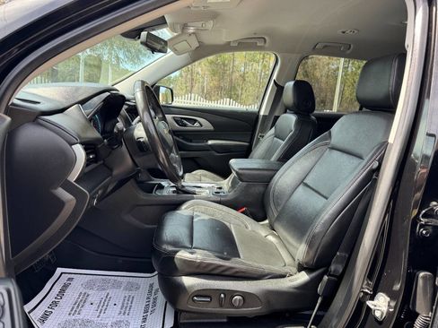 Used 2018 Chevrolet Traverse RS w/ LPO, Floor Liner Package image 42
