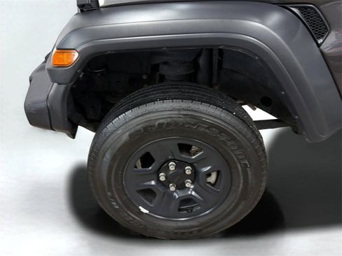 Used 2019 Jeep Wrangler Unlimited Sport S image 31