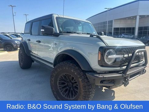 Used 2023 Ford Bronco Wildtrak AWD/4WD image 4