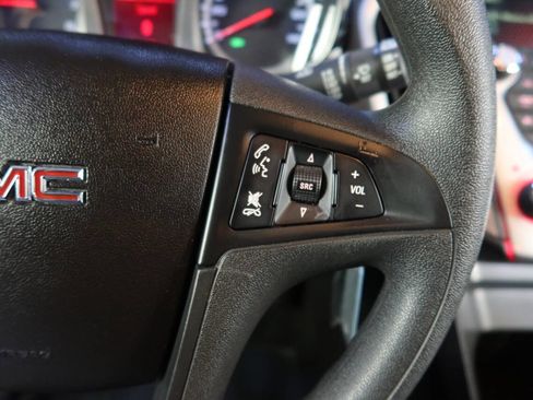 Used 2013 GMC Terrain SLE image 29