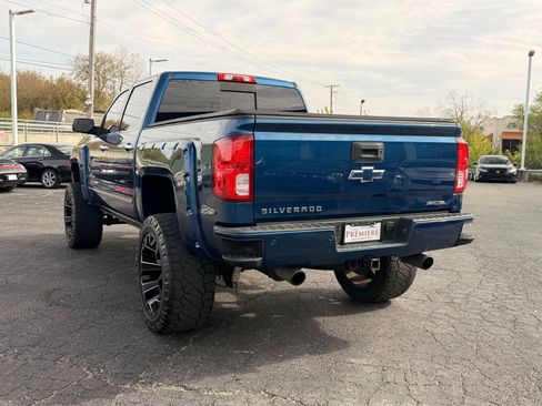 Used 2017 Chevrolet Silverado 1500 LTZ Z71 w/ LTZ Plus Package AWD/4WD image 7