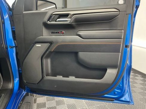 Used 2022 GMC Sierra 1500 AT4 w/ AT4 Preferred Package image 13