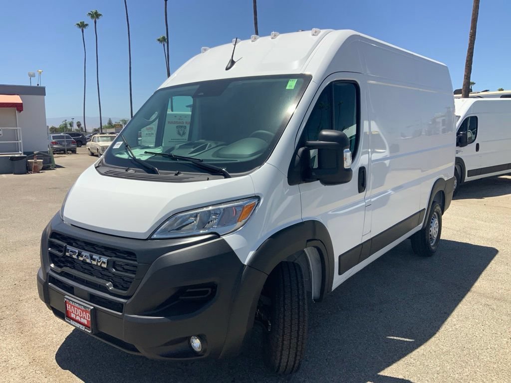 New 2026 RAM ProMaster 2500 w/ Convenience Group FWD image 3