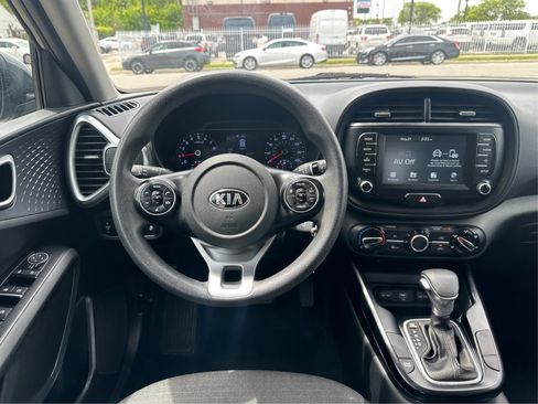 Used 2020 Kia Soul S image 15