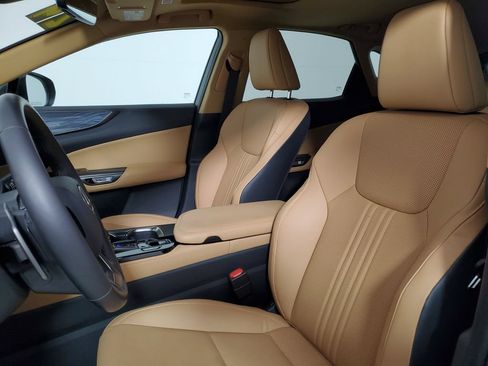 Used 2024 Lexus NX 250 FWD w/ Cold Area Package image 22