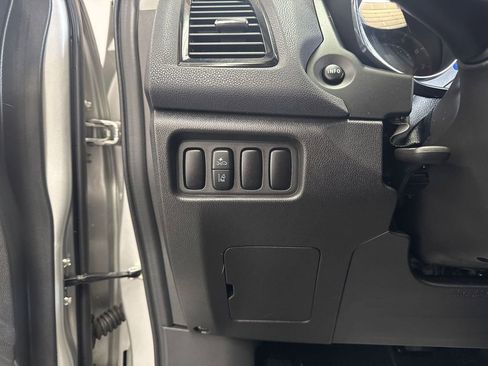 Used 2022 Mitsubishi Outlander Sport LE FWD image 11