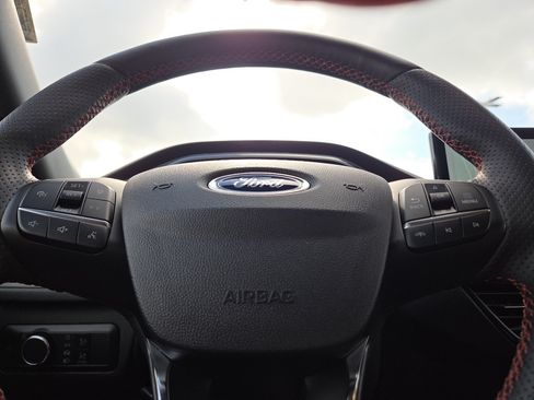 Used 2023 Ford Escape ST-Line w/ Tech Pack #1 FWD image 26