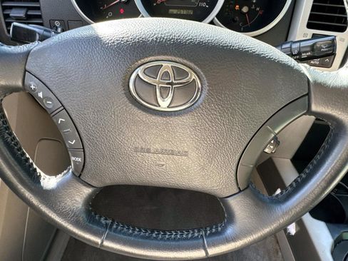 Used 2006 Toyota 4Runner SR5 image 21