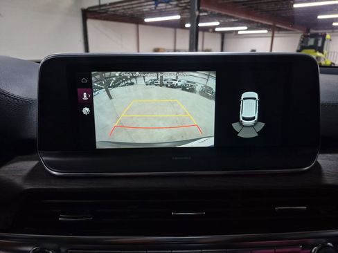 Used 2022 Kia Telluride EX w/ Towing Package FWD image 16