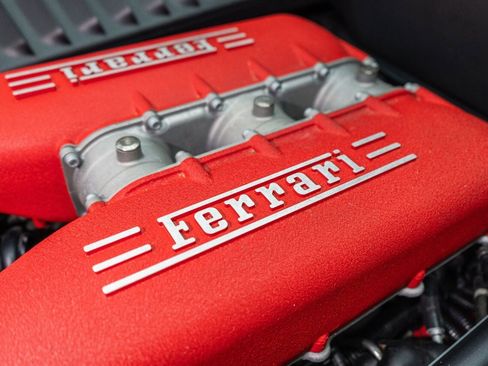 Used 2011 Ferrari 458 Italia Coupe RWD image 64