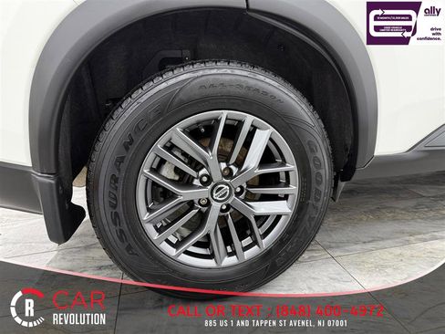 Used 2021 Nissan Rogue S image 9