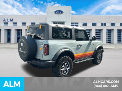 Used 2023 Ford Bronco Badlands AWD/4WD image 5