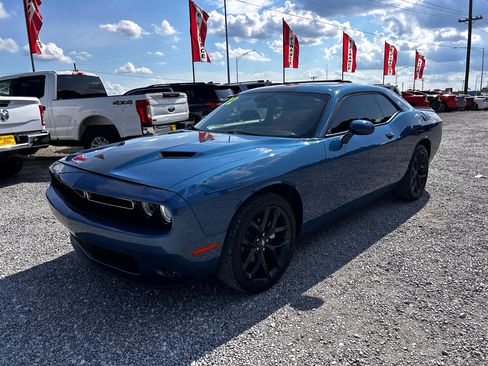 Used 2022 Dodge Challenger SXT w/ Blacktop Package image 16