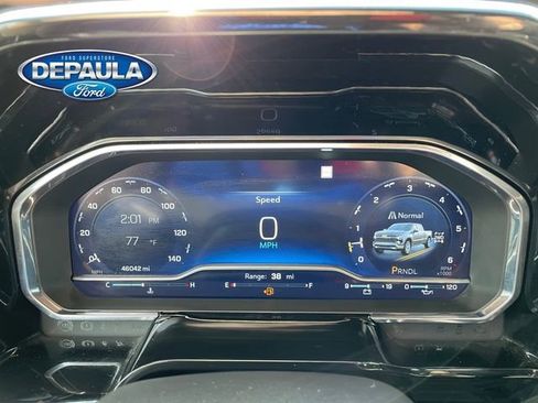 Used 2022 Chevrolet Silverado 1500 LT image 2