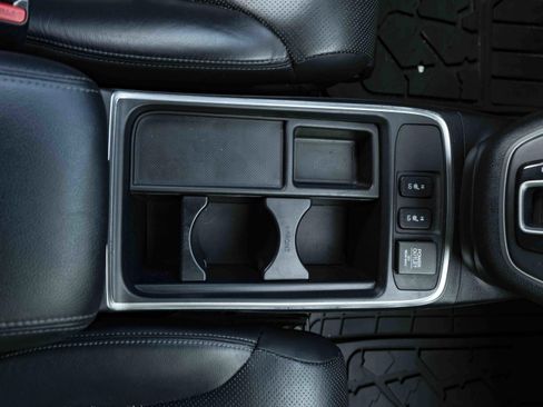 Used 2016 Honda CR-V EX-L image 27
