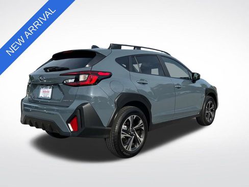 Used 2025 Subaru Crosstrek 2.0i Premium w/ Crosstrek Mirror Package AWD/4WD image 3