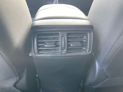 Used 2022 Nissan Rogue Sport S FWD image 19