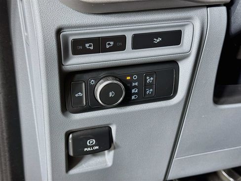Used 2022 Ford F150 XLT w/ Equipment Group 302A High AWD/4WD image 19
