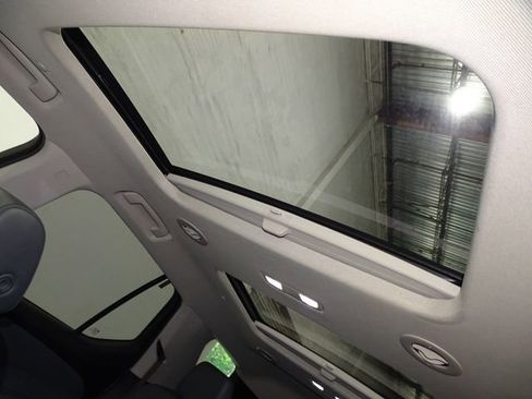 Used 2020 Chevrolet Traverse Premier image 16