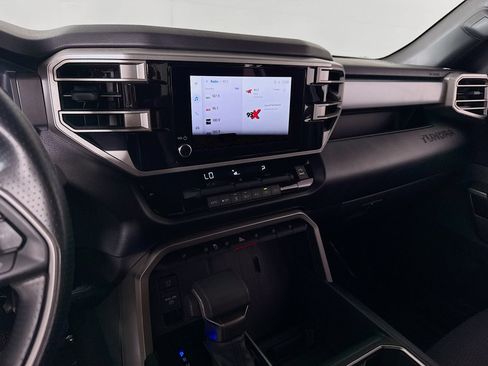 Certified 2025 Toyota Tundra SR5 AWD/4WD image 15