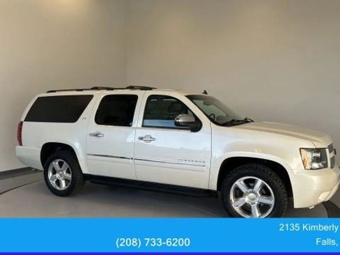 Used 2014 Chevrolet Suburban LTZ image 11