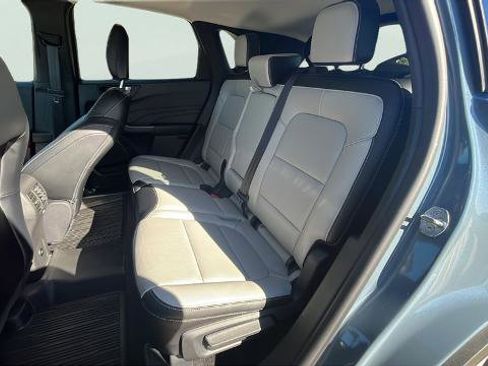 Certified 2025 Ford Escape Platinum AWD/4WD image 17