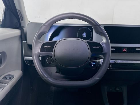 Used 2023 Hyundai Ioniq 5 SE image 18