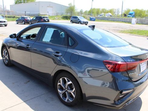 Used 2020 Kia Forte LXS FWD image 6