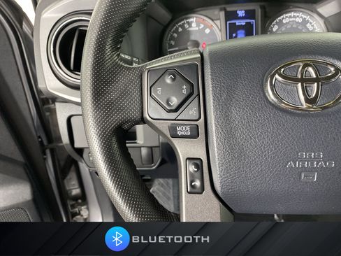 Used 2016 Toyota Tacoma TRD Off-Road w/ Towing Package AWD/4WD image 21