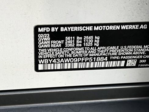 Used 2023 BMW i4 eDrive35 w/ Premium Package image 37