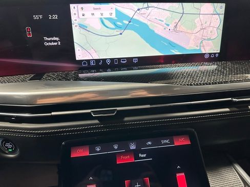 Used 2025 Cadillac Escalade V image 34