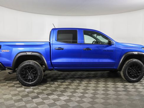 Used 2024 Chevrolet Colorado Trail Boss w/ Technology Package image 13