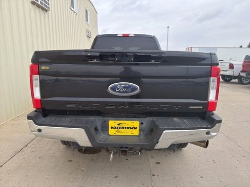 Used 2019 Ford F350 XLT w/ XLT Premium Package image 6