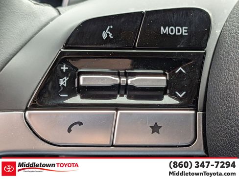 Used 2023 Hyundai Tucson Limited AWD/4WD image 19