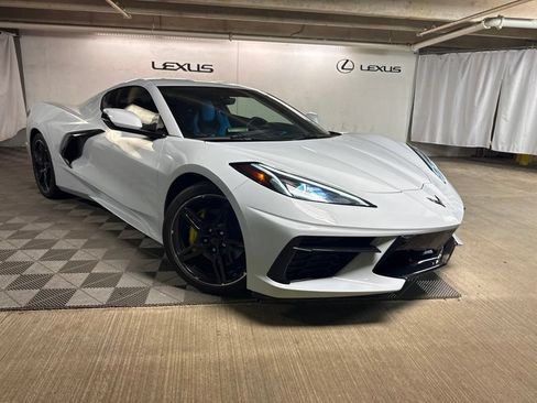 Used 2022 Chevrolet Corvette Stingray Premium Cpe w/ 3LT RWD image 1