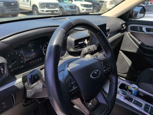 Used 2020 Ford Explorer XLT RWD image 15