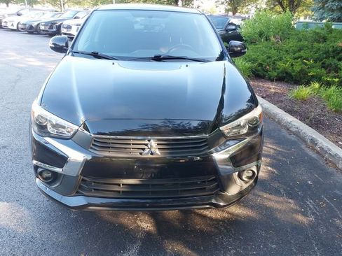 Used 2017 Mitsubishi Outlander Sport LE FWD image 2