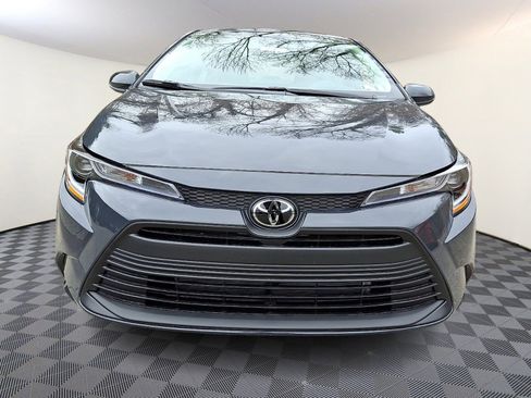 Used 2026 Toyota Corolla LE image 2