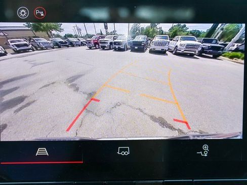 New 2025 GMC Canyon Elevation w/ Convenience Package image 24