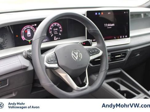 New 2026 Volkswagen Tiguan SE R-Line AWD/4WD image 12