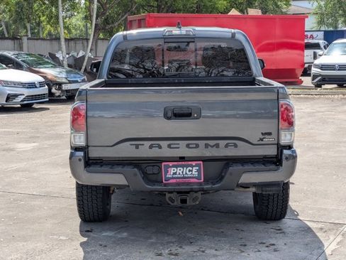 Used 2023 Toyota Tacoma TRD Off-Road w/ TRD Premium Off Road Package image 7