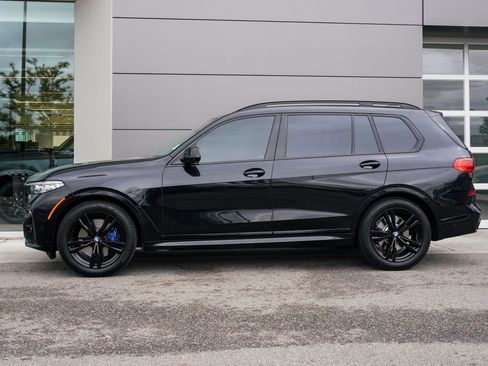Used 2022 BMW X7 xDrive40i w/ M Sport Package AWD/4WD image 8
