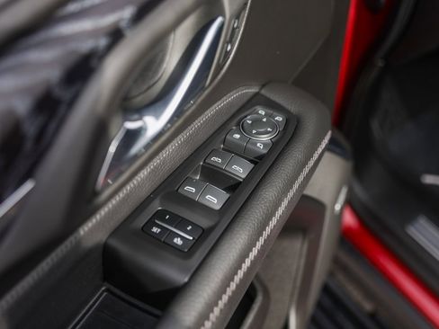 Used 2023 GMC Yukon Denali image 27