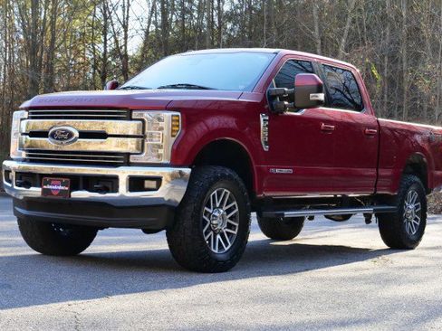 Used 2018 Ford F250 Lariat w/ Lariat Ultimate Package image 6
